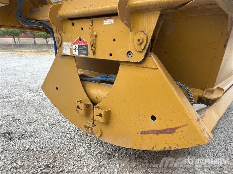 Load King 2060-40-2HD 40 ft T/A Belly Dump Trailer (Inoperab Bañeras