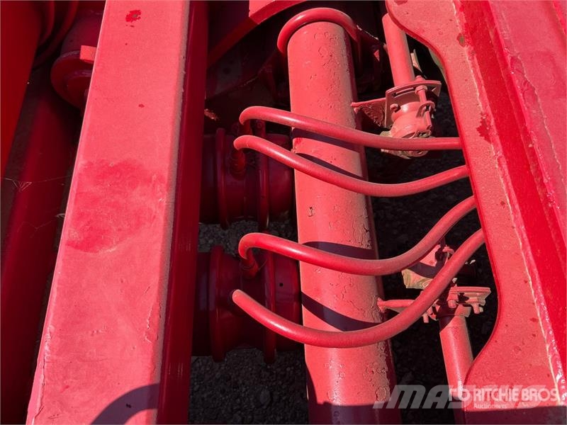 Load King 503/4DFM 52 ft Tri/A Lowboy Folding Neck Trailer Pranchas / Carrega-tudo