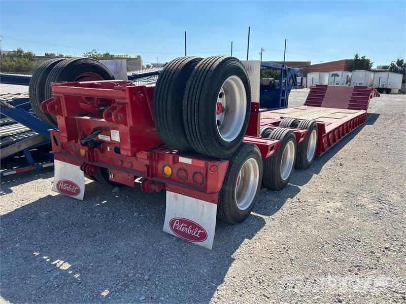 Load King 503/4DFM 52 ft Tri/A Lowboy Folding Neck Trailer Pranchas / Carrega-tudo
