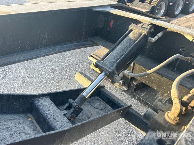 Load King 503/554SSSF 110000 lb Tri/A Removable Gooseneck Lo Zemie treileri