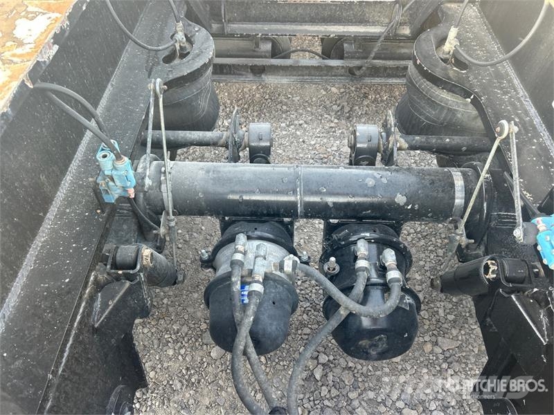 Load King 503/554SSSF 110000 lb Tri/A Removable Gooseneck Lo Zemie treileri