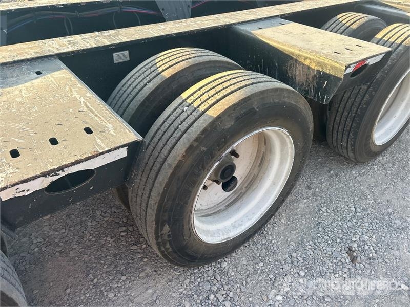 Load King 503/554SSSF 110000 lb Tri/A Removable Gooseneck Lo Zemie treileri