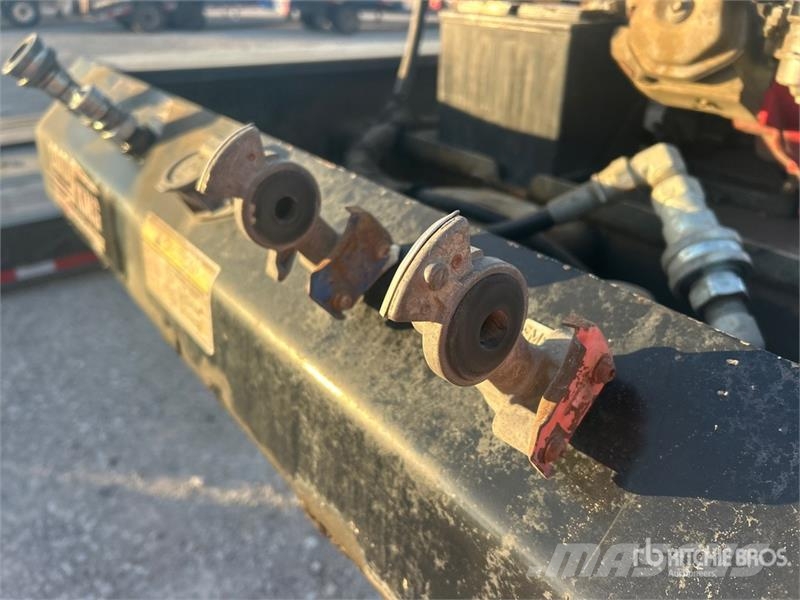 Load King 503/554SSSF 110000 lb Tri/A Removable Gooseneck Lo Zemie treileri