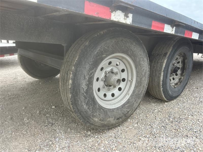 Load Trail 22 ft T/A Flatbed Trailer Flatbed/Dropside trailers