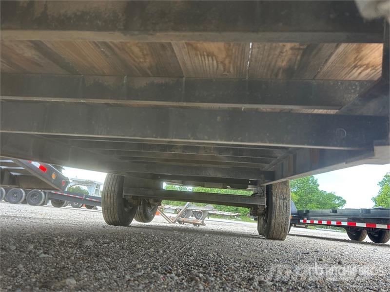 Load Trail 22 ft T/A Flatbed Trailer Flatbed/Dropside trailers