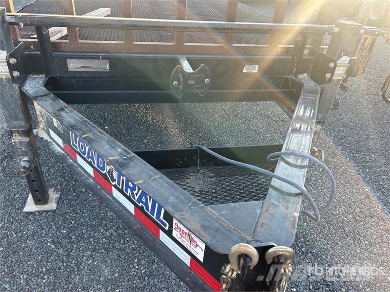 Load Trail 26 ft T/A Tilt Deck Trailer Maskintransporter