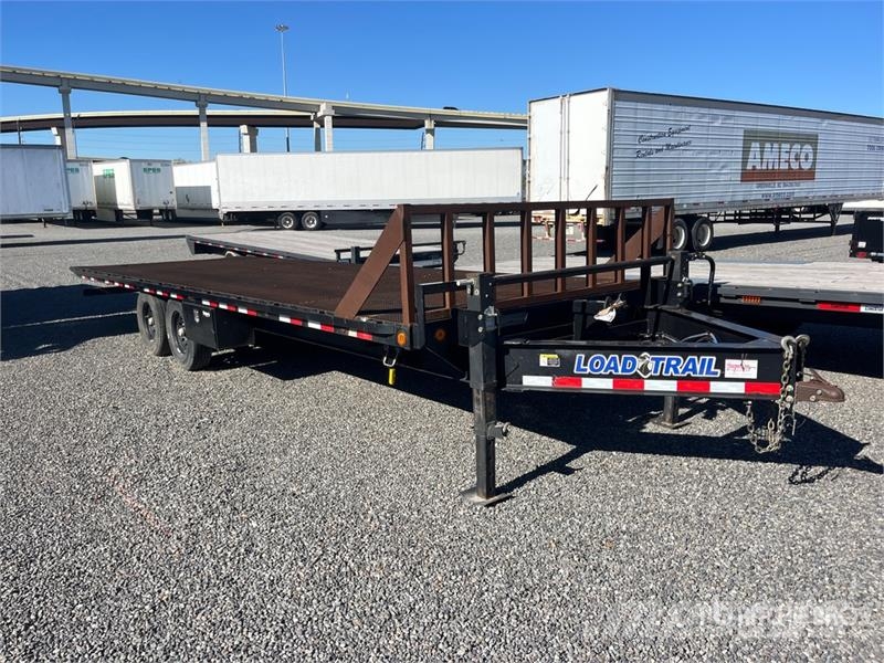 Load Trail 26 ft T/A Tilt Deck Trailer Maskintransporter