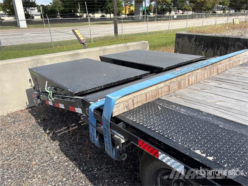 Load Trail 30 ft T/A Gooseneck Equipment Trailer Oprijwagen