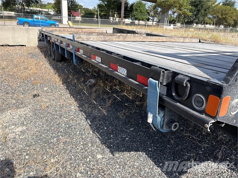 Load Trail 30 ft T/A Gooseneck Equipment Trailer Oprijwagen
