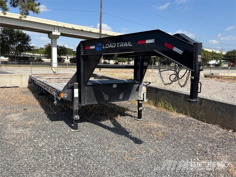 Load Trail 30 ft T/A Gooseneck Equipment Trailer Oprijwagen