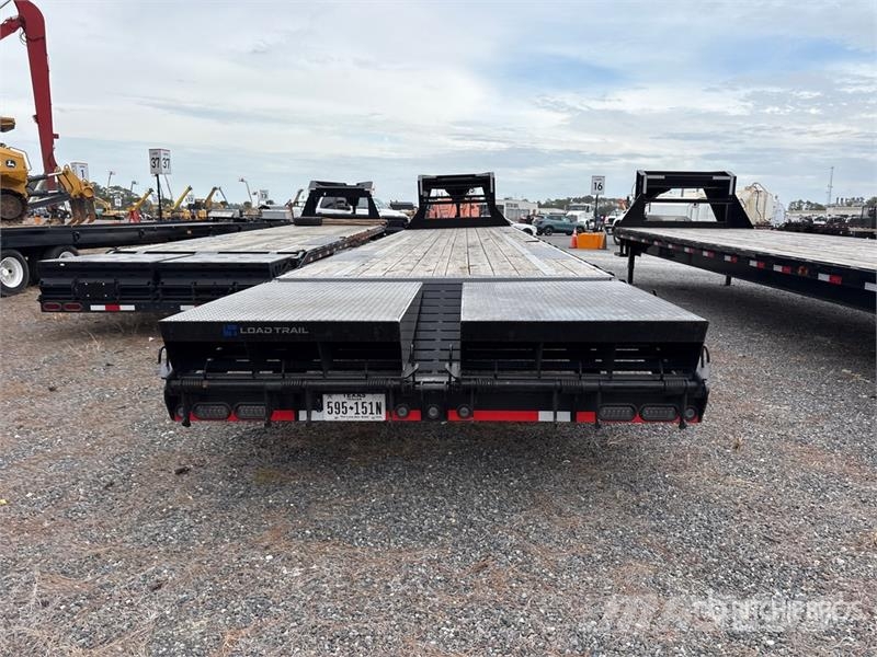 Load Trail 40 ft T/A Gooseneck Equipment Trailer Auto pārvadāšanas treileri