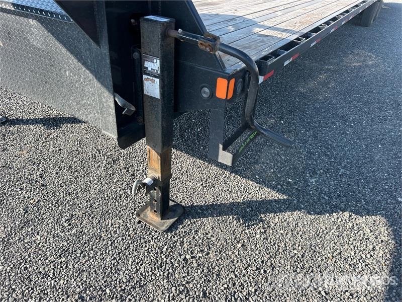 Load Trail 40 ft T/A Gooseneck Equipment Trailer 차량 운반용 트레일러
