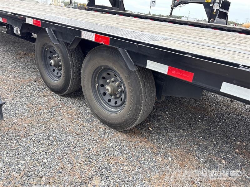 Load Trail 40 ft T/A Gooseneck Equipment Trailer Auto pārvadāšanas treileri