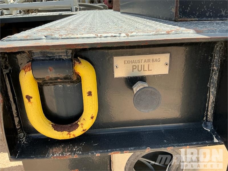  Loadcraft (1) 52 ft Coil Tubing Reel Trailer Pārstrādes iekārtas