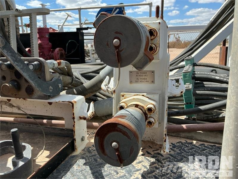  Loadcraft (1) 52 ft Coil Tubing Reel Trailer Pārstrādes iekārtas
