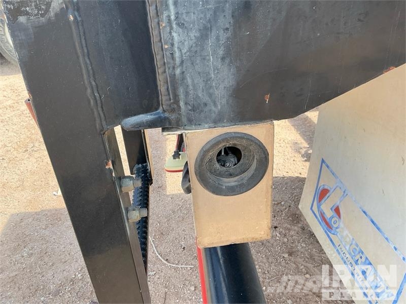  Loadcraft (1) 52 ft Coil Tubing Reel Trailer Pārstrādes iekārtas