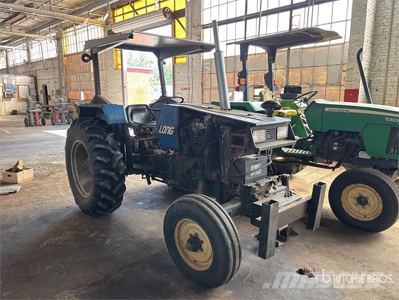 Long 2052 2WD Utility Tractor جرارات مدمجة