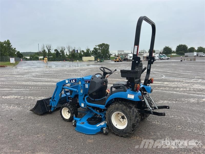 LS Mtron 122HST Utility Tractor Трактори