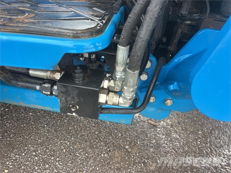 LS Mtron 225HE Utility Tractor Manjši traktorji