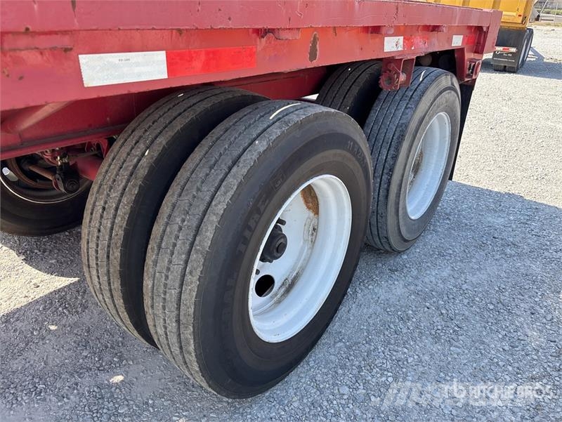 Lufkin 37 ft T/A Flatbed Trailer Valníky