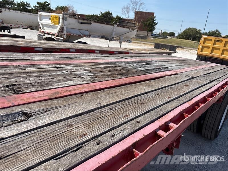Lufkin 37 ft T/A Flatbed Trailer Valníky