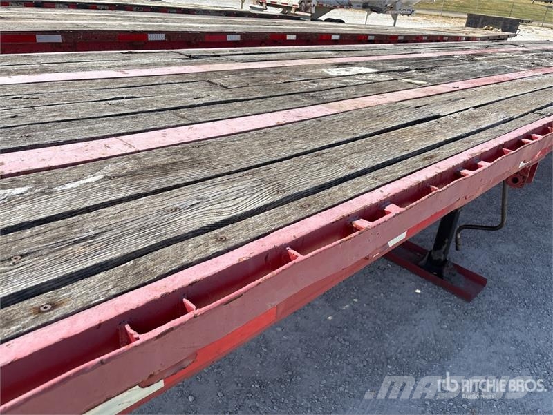 Lufkin 37 ft T/A Flatbed Trailer Valníky