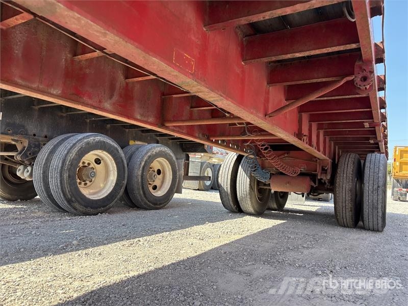 Lufkin 45 ft T/A Flatbed Trailer Valníky