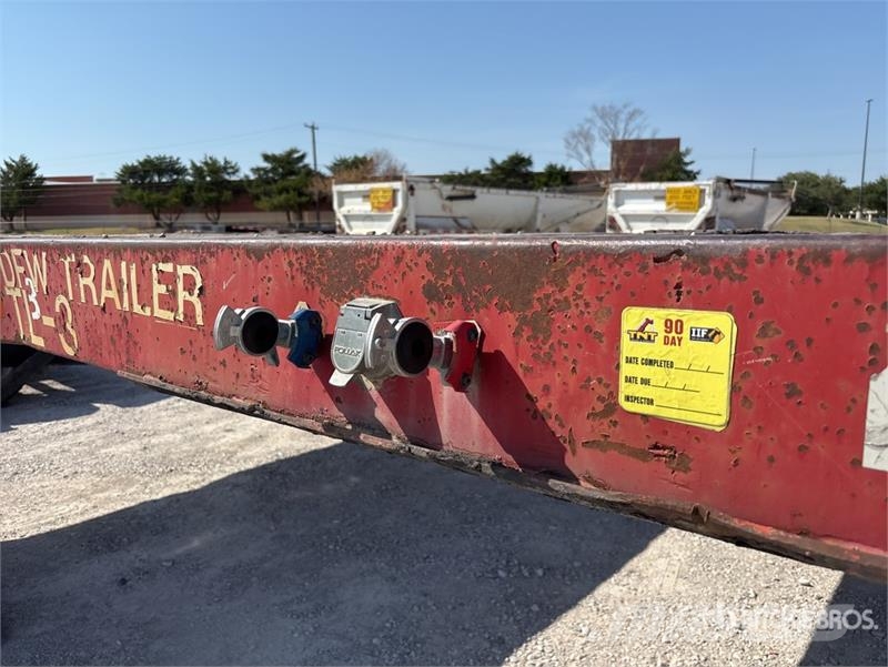 Lufkin 45 ft T/A Flatbed Trailer Valníky