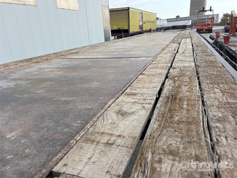 Lufkin 45 ft T/A Flatbed Trailer Valníky