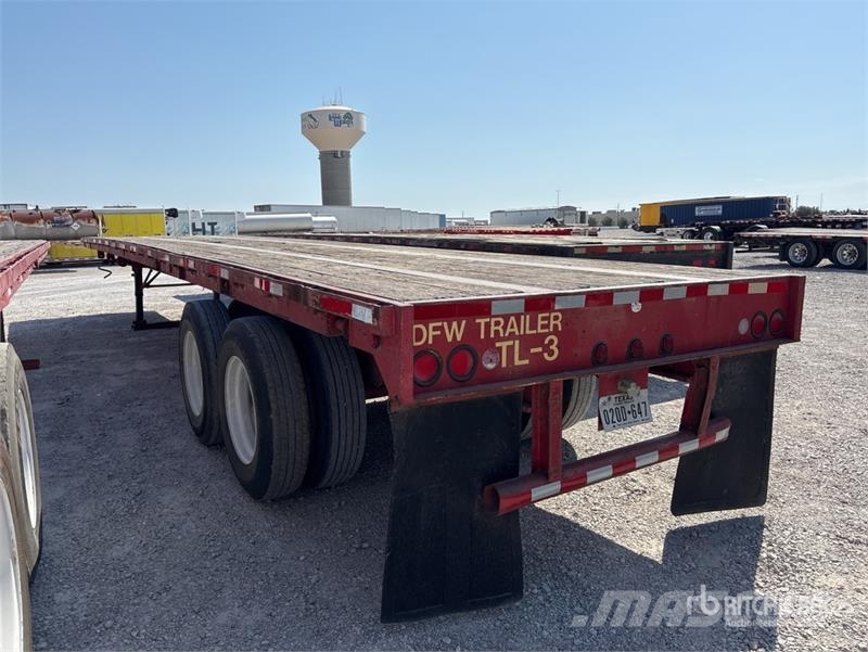 Lufkin 45 ft T/A Flatbed Trailer Valníky