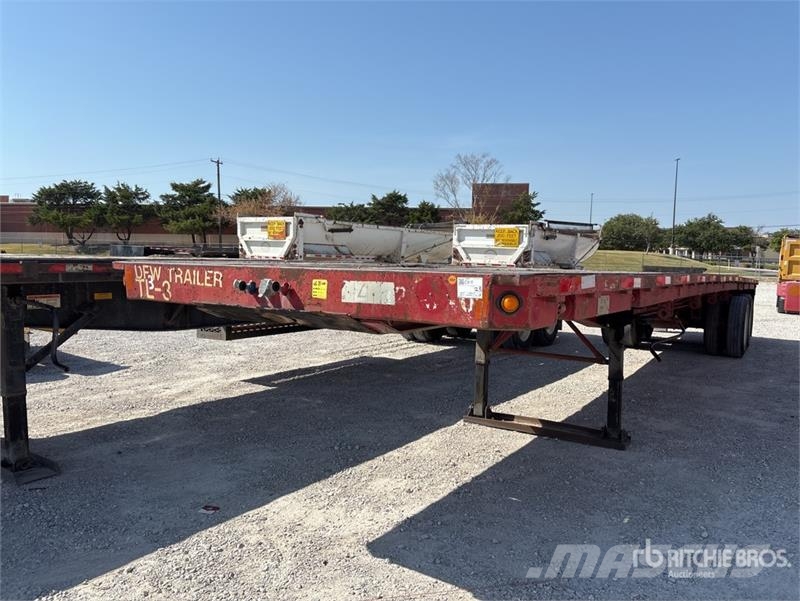 Lufkin 45 ft T/A Flatbed Trailer Valníky