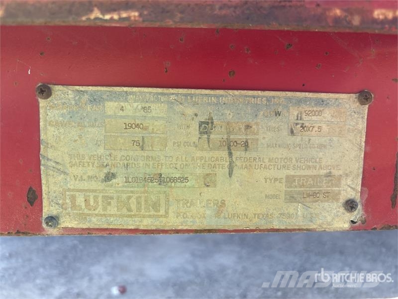 Lufkin 45 ft T/A Flatbed Trailer Valníky