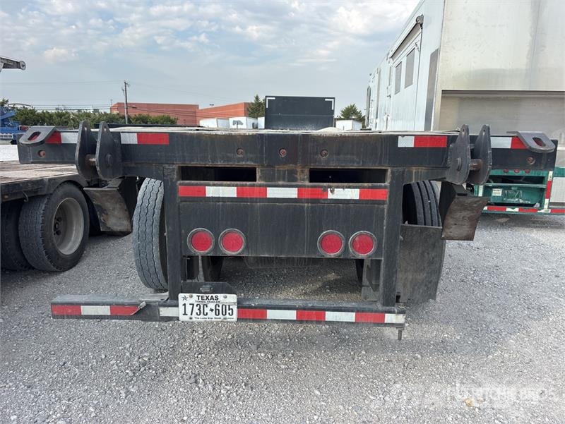 Lufkin 45 ft T/A Flatbed Trailer Valníky