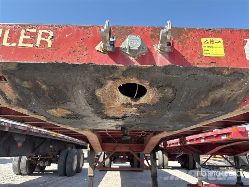 Lufkin 45 ft T/A Flatbed Trailer Valníky