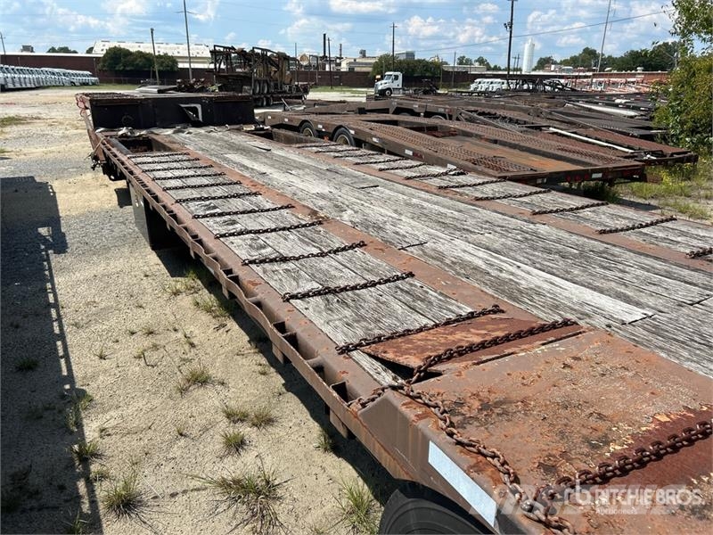 Lufkin PMDF 52 ft T/A Step Deck Trailer Низькорамні причепи