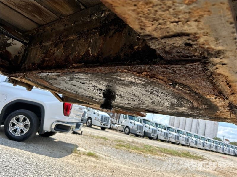 Lufkin PMDF 53 ft T/A Step Deck Trailer Dieplader