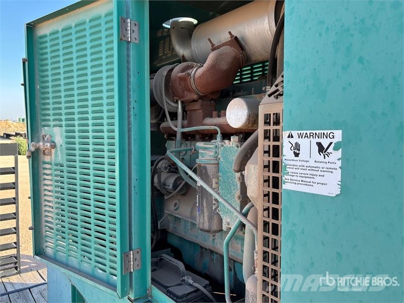 Lund Manufacturing ISB83240-2E 20 ft T/A Equipment Трейлери колесного транспортного засобу