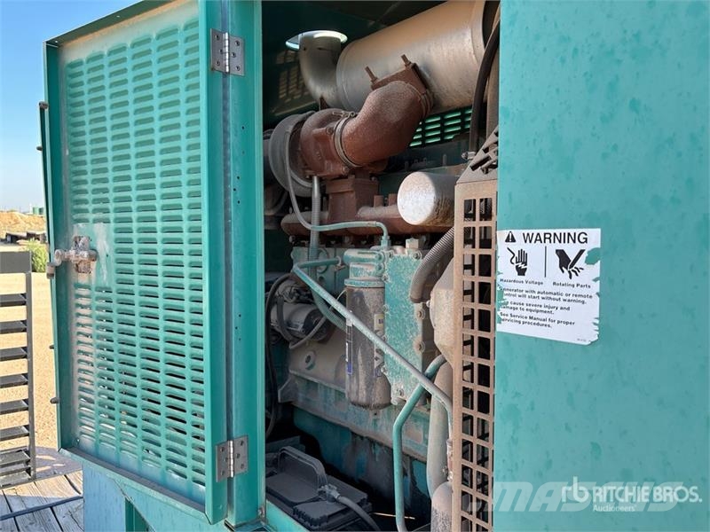 Lund Manufacturing ISB83240-2E 20 ft T/A Equipment Трейлери колесного транспортного засобу