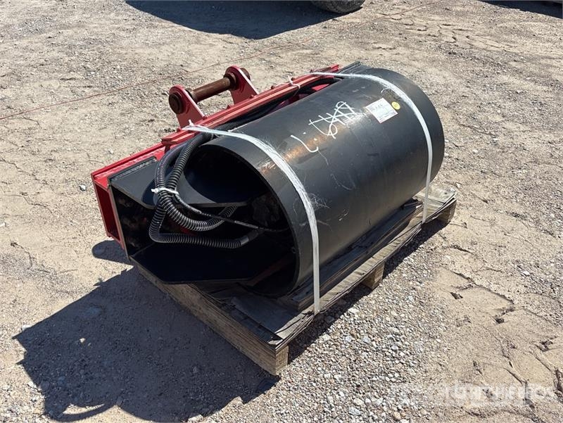 LYALS 32 in Vibratory Excavator Roller (Unused) Outros componentes