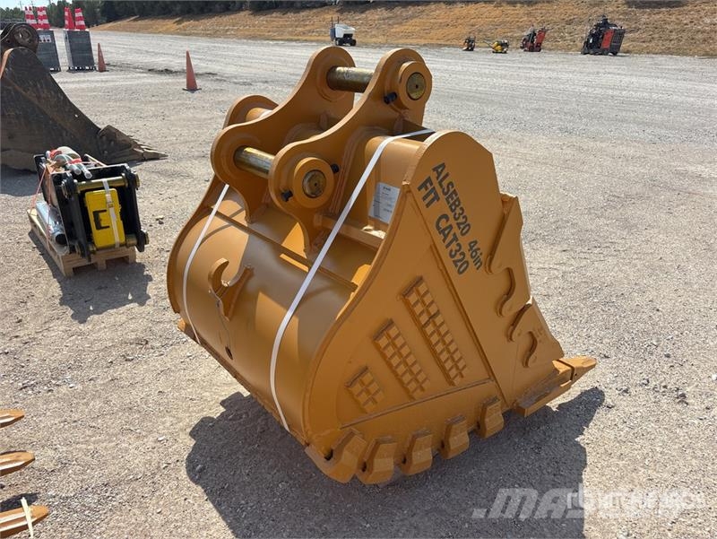 LYALS ALS EB320 46 in Digging Excavator Bucket - F Skovle