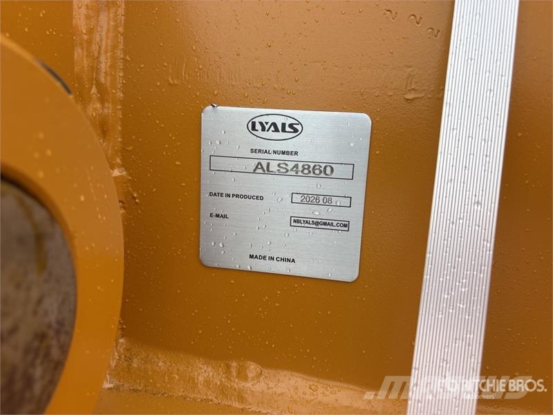 LYALS ALS EB320 48 in Digging Excavator Bucket (Un Baldes
