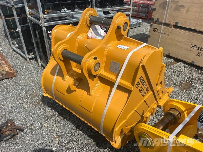 LYALS ALS EB320 48 in Digging Excavator Bucket - F Baldes