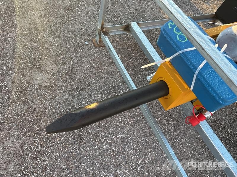 LYALS ALS680 18 in Skid Steer Breaker (Unused) Hydraulhammare