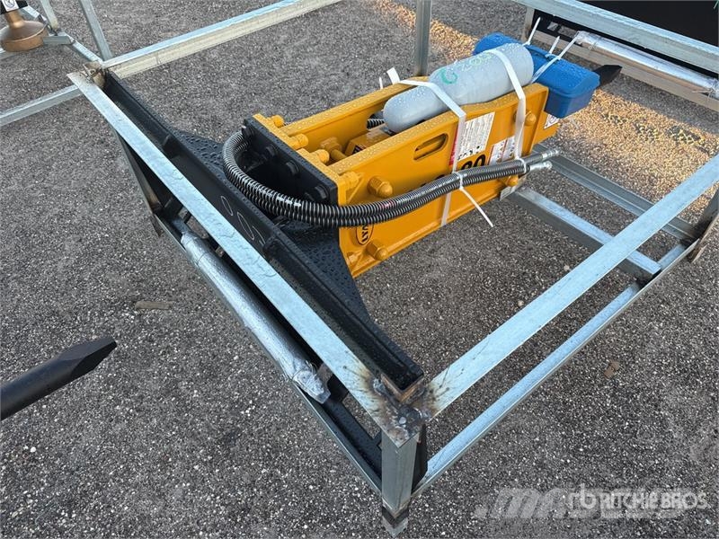LYALS ALS680 18 in Skid Steer Breaker (Unused) Hydraulhammare