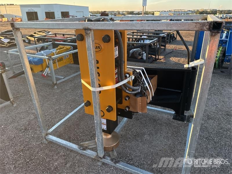 LYALS ALS680 48 in Skid Steer Post Driver (Unused) Εξοπλισμός περίφραξης