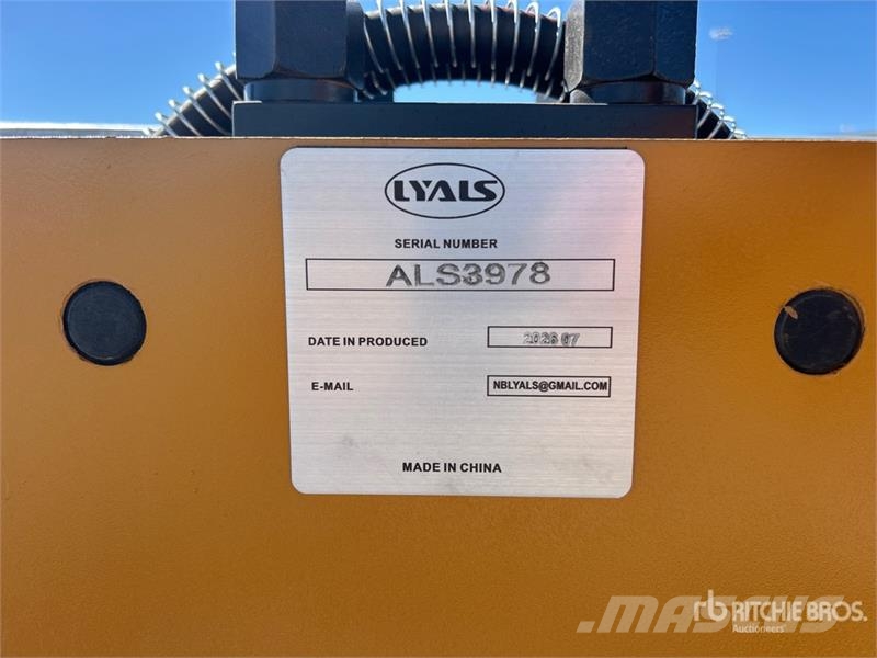 LYALS ALS680 Skid Steer Post Driver (Unused) Fencing equipment