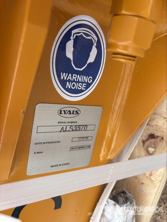  LYALS ALS750 Hydraulic Breaker (Unused) ハンマー／ブレーカ