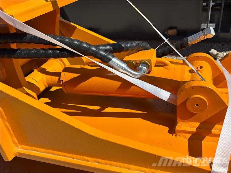 LYALS ALSEAB320 71 in Hydraulic Tilting Excavator Žlice