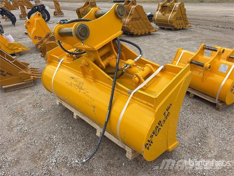 LYALS ALSEAB320 71 in Hydraulic Tilting Excavator Łyżki do ładowarek