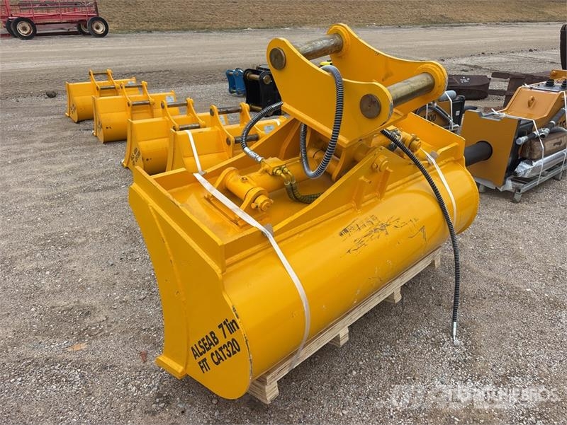 LYALS ALSEAB320 71 in Hydraulic Tilting Excavator Łyżki do ładowarek